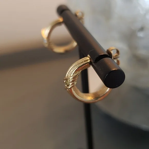 Vintage avon pin & pierced earrings set goldtone & crystals - Picture 5 of 7